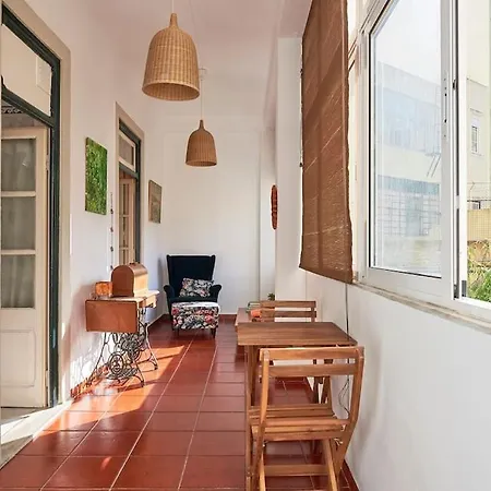 Downtown Garden House * Lisbon