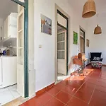 شقة Downtown Garden House *